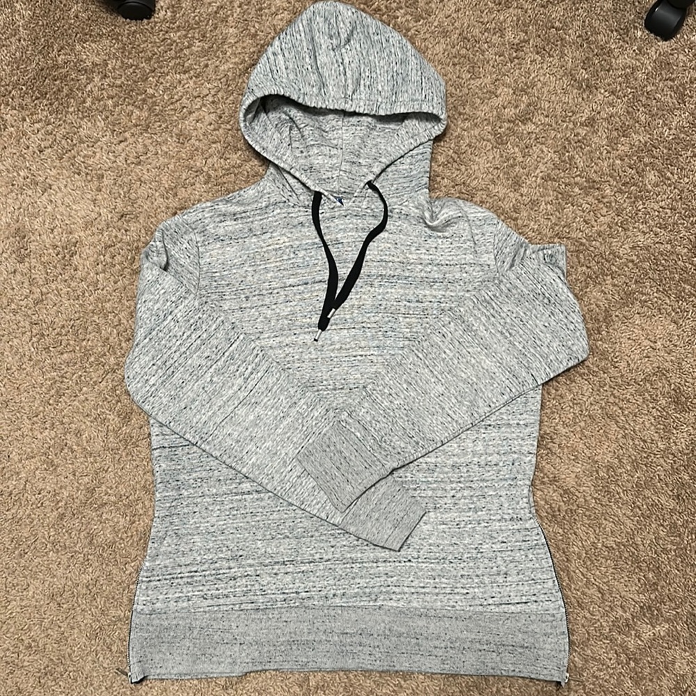 Side zipper hooded sweatshirt